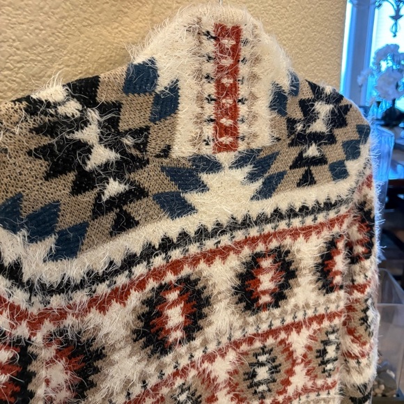 SHYANNE Aztec Western Cowboy Multicolor Pattern Long Fuzzy Cardigan Size Large - Picture 10 of 10